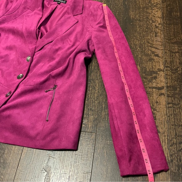 NWOT | Fuchsia Blazer with pockets - Picture 7 of 10